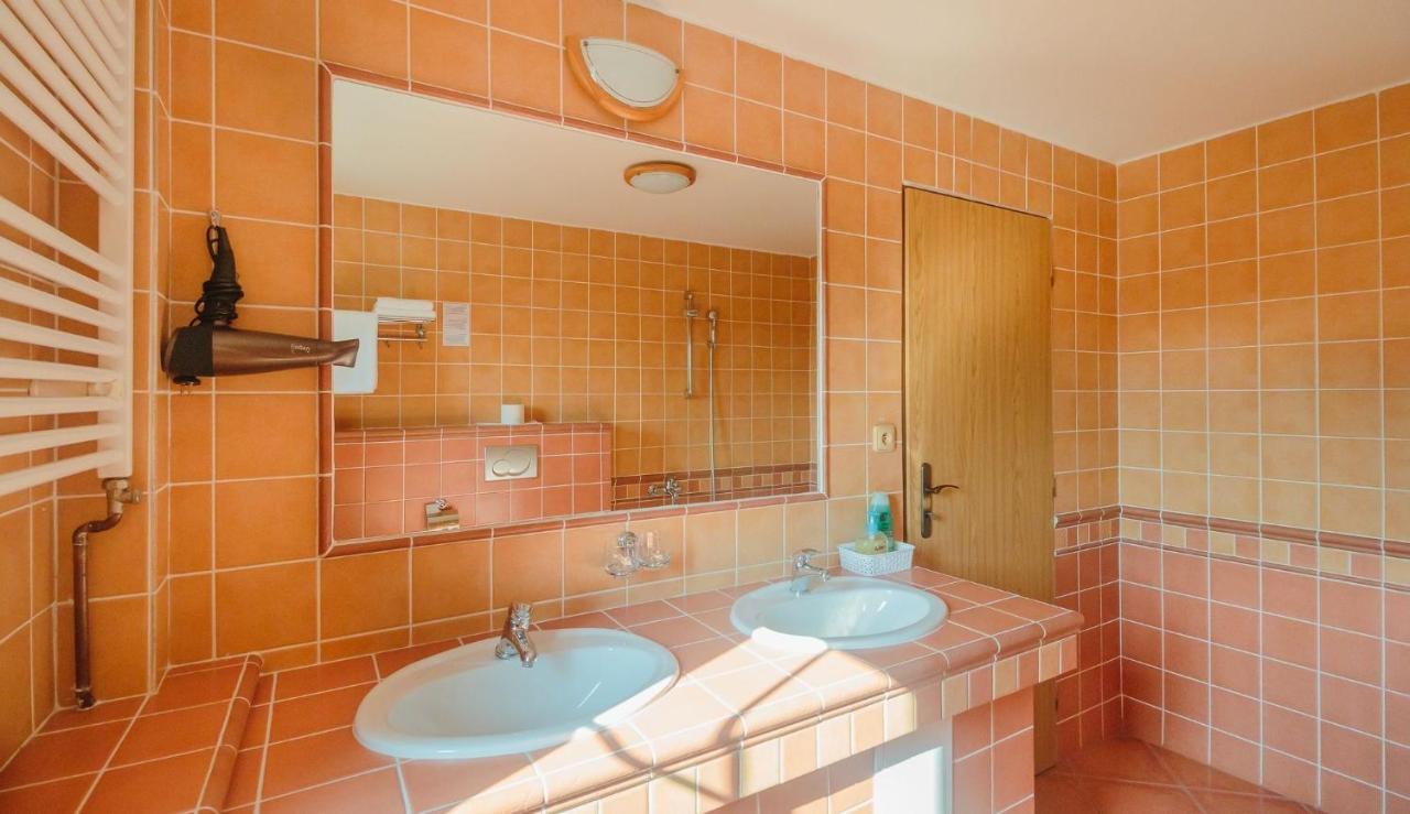 Penzion Exclusive Trencin Exterior photo